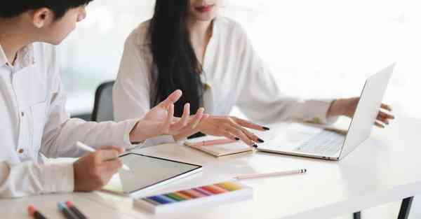 用AI技术复活赫本，AI复活亲人技术