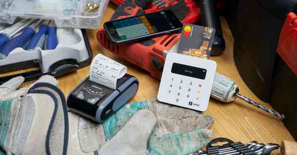 EMMA人工智能机器人引领未来产业革命的希望之光