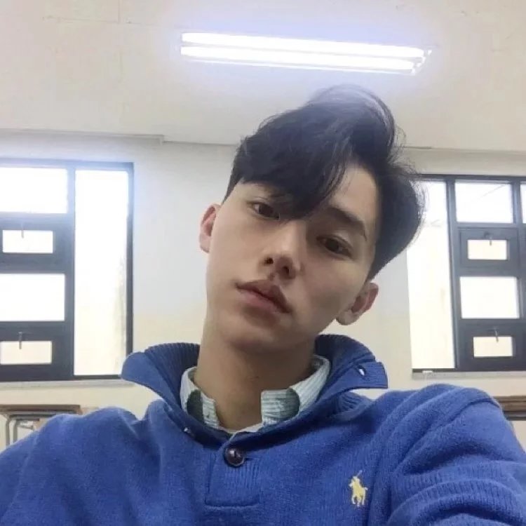邵蓓佳苇
