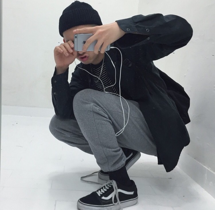 屠叶琛红
