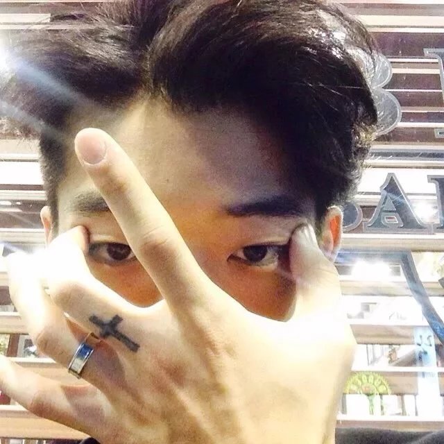 张梦媚玉