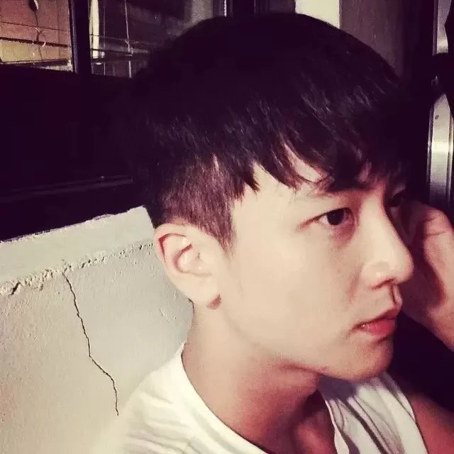 容明淑谦