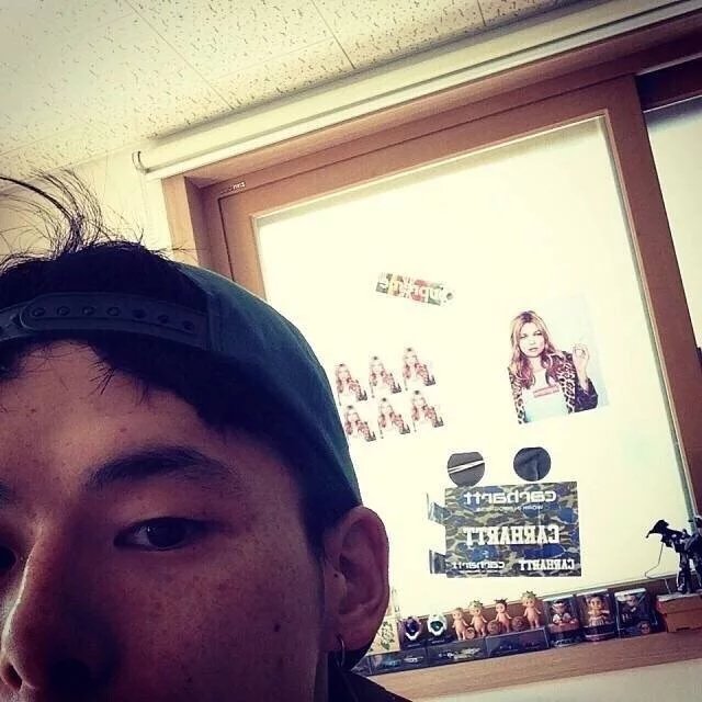 卫贞成珠