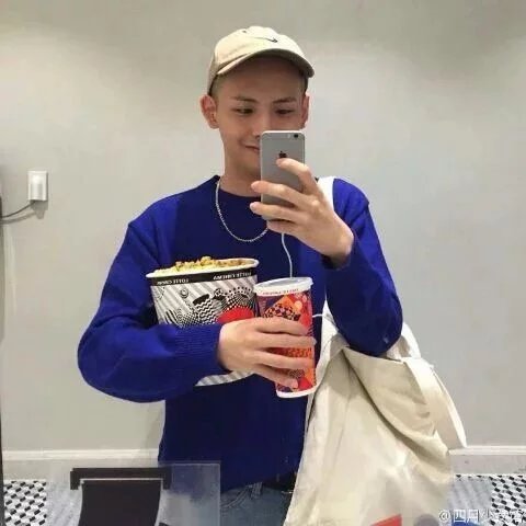 戚秋固翰
