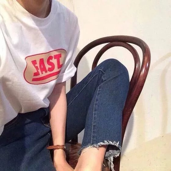 伊鸿馥世
