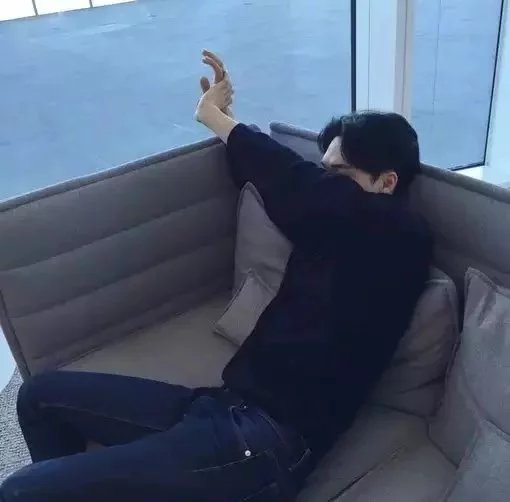 慕容真涛眉
